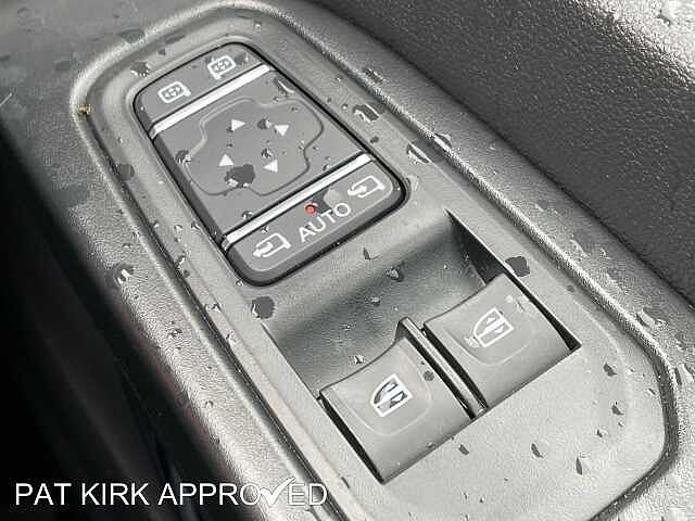 Nissan Primastar 2.0 dCi 110ps H1 Tekna Van