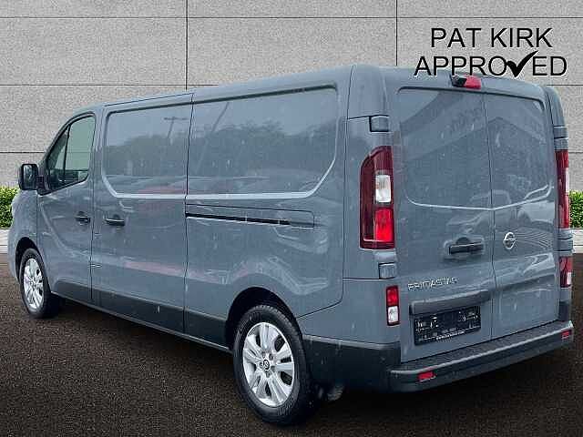 Nissan Primastar 2.0 dCi 110ps H1 Tekna Van