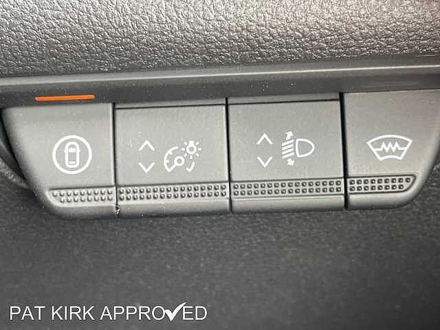 Nissan Interstar 2.0 dci 130ps H2 Tekna Van