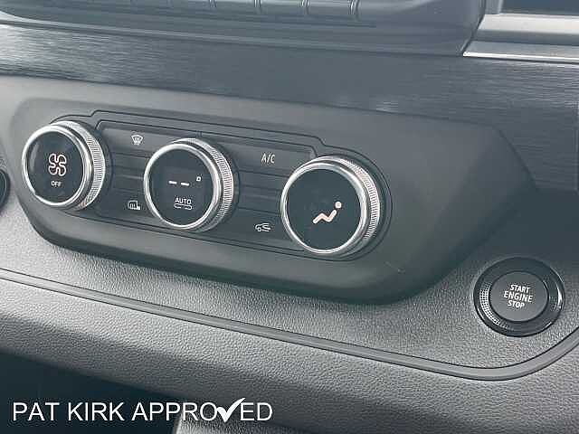 Nissan Primastar 2.0 dCi 130ps H1 Tekna Van