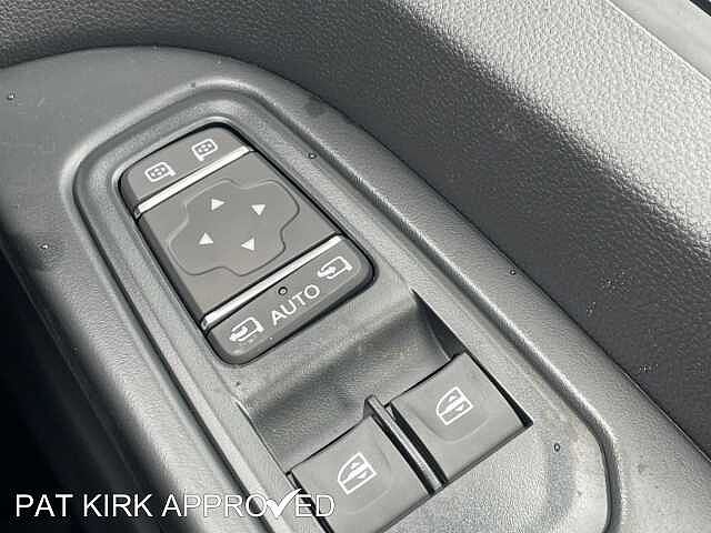 Nissan Primastar 2.0 dCi 150ps H1 Tekna Crew Van