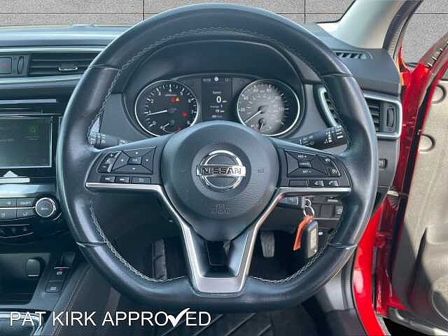 Nissan Qashqai 1.3 DiG-T Acenta Premium 5dr
