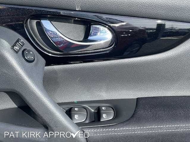 Nissan Qashqai 1.3 DiG-T Acenta Premium 5dr