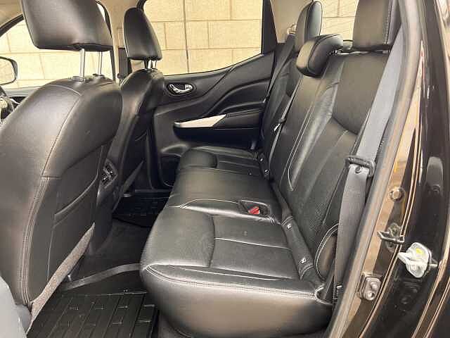 Nissan Navara 2.3dCi TT (EU6dt) Tekna Doub Cab 4WD Pickup