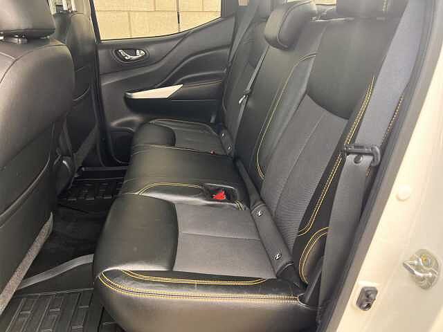 Nissan Navara 2.3dCi TT (EU6dt) N-Guard Double 4WD Pickup