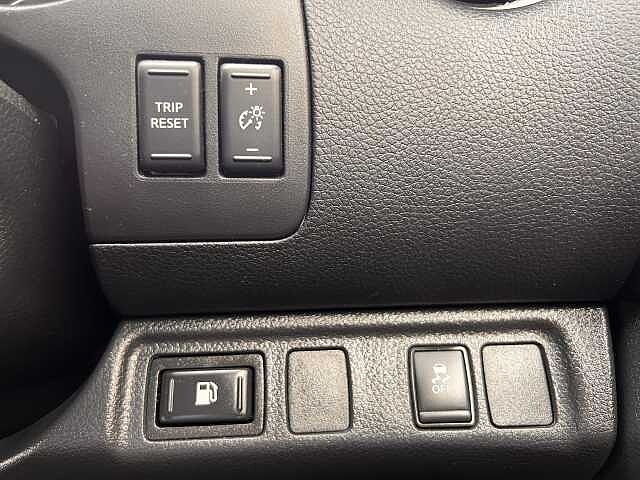 Nissan Navara 2.3dCi TT (EU6dt) N-Guard Double 4WD Pickup