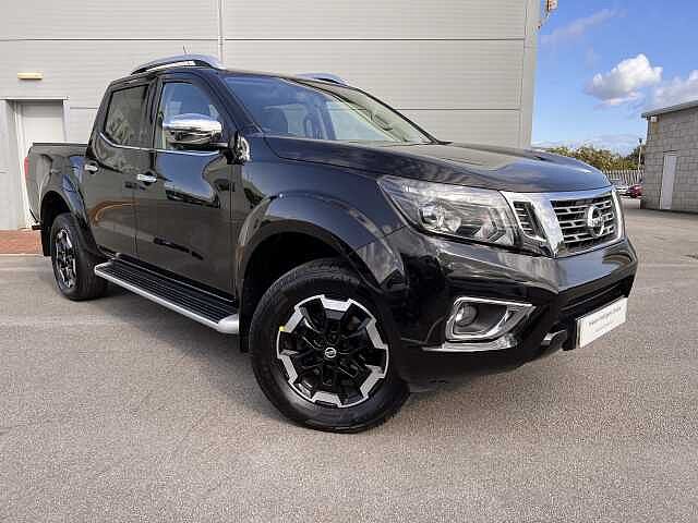 Nissan 2.3DCI TT (EU6DT) TEKNA DOUB CAB 4WD PICKUP 2.3DCI TT (EU6DT) TEKNA DOUB CAB 4WD PICKUP