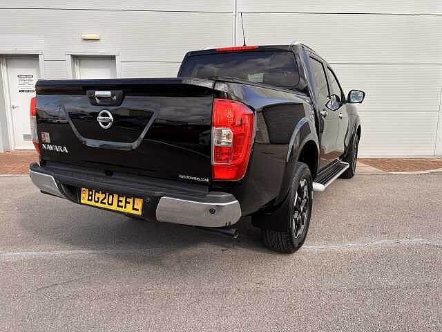 Nissan 2.3DCI TT (EU6DT) TEKNA DOUB CAB 4WD PICKUP 2.3DCI TT (EU6DT) TEKNA DOUB CAB 4WD PICKUP