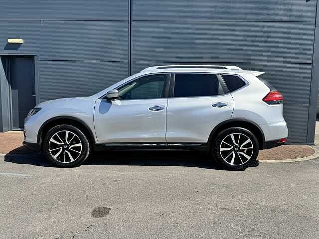 Nissan X-Trail 1.6 dCi Tekna 5-Door Station Wagon