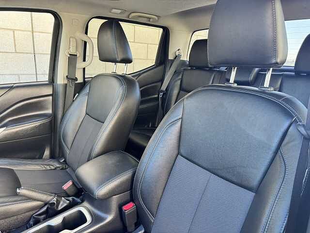 Nissan Navara 2.3dCi TT (EU6dt) N-Guard Double 4WD Pickup