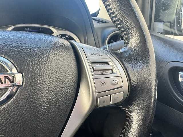 Nissan Navara 2.3dCi TT (EU6dt) N-Guard Double 4WD Pickup