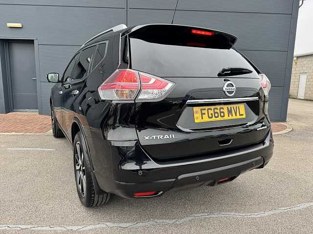 Nissan X-trail Station Wagon 2.0 dCi N-Vision 5dr Xtronic