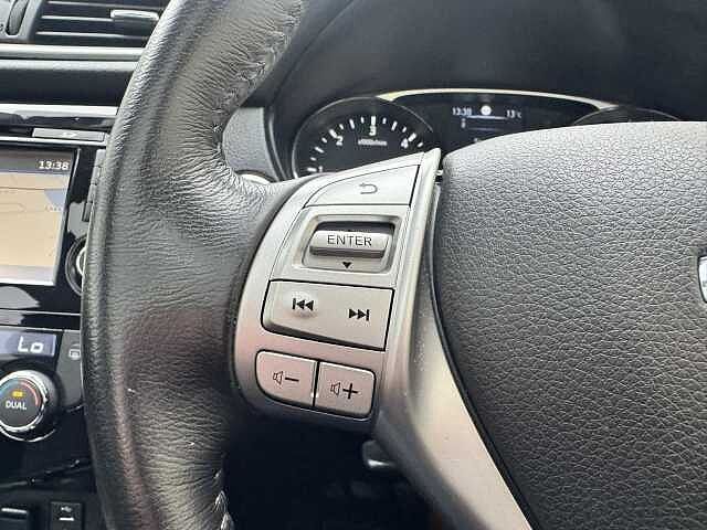 Nissan X-trail Station Wagon 2.0 dCi N-Vision 5dr Xtronic