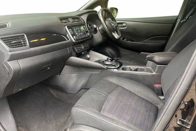 Nissan LEAF 110kW N-Connecta 39kWh 5dr Auto