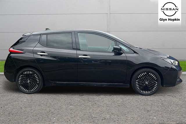 Nissan LEAF 110kW N-Connecta 39kWh 5dr Auto