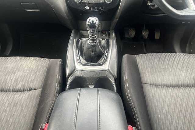 Nissan X-Trail 1.7 dCi N-Connecta 5dr