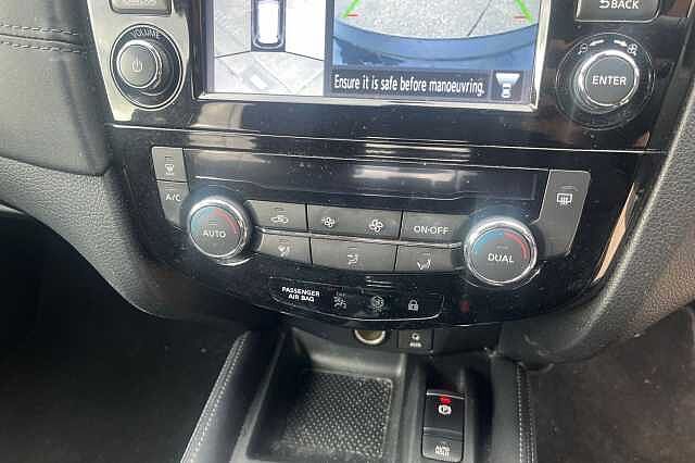 Nissan X-Trail 1.7 dCi N-Connecta 5dr