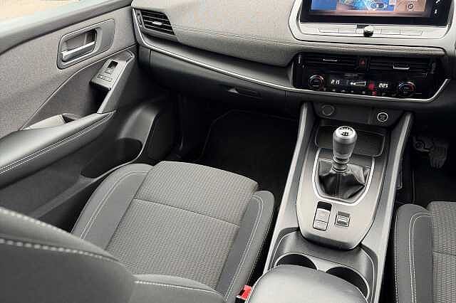 Nissan Qashqai 1.3 DiG-T MH Acenta Premium 5dr