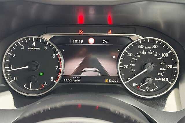 Nissan Qashqai 1.3 DiG-T MH Acenta Premium 5dr