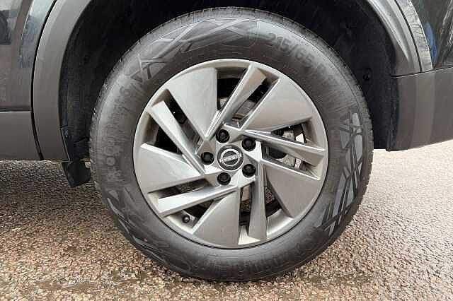 Nissan Qashqai 1.3 DiG-T MH Acenta Premium 5dr