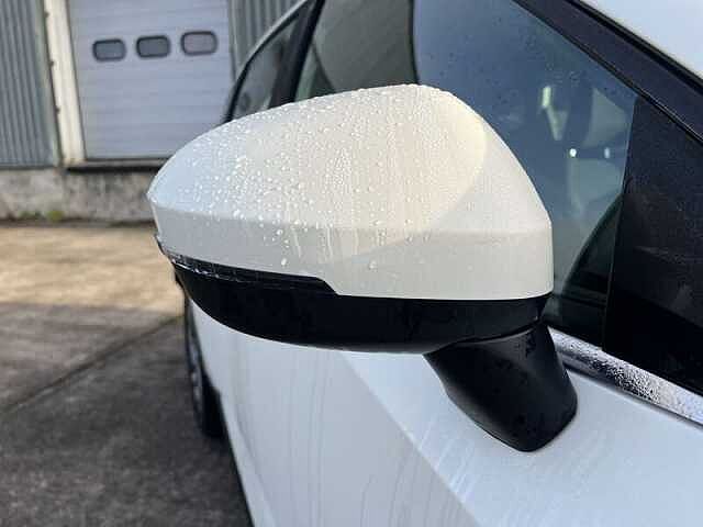 Nissan QASHQAI 1.3 DIG-T MHEV Acenta Premium SUV 5dr Petrol Hybrid Manual Euro 6 (s/s) (140 ps)