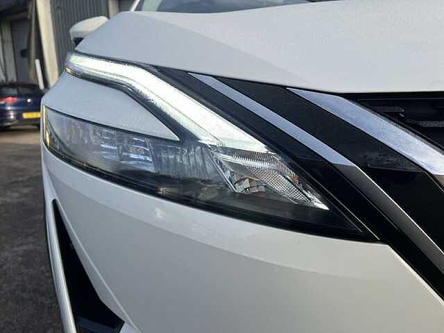 Nissan QASHQAI 1.3 DIG-T MHEV Acenta Premium SUV 5dr Petrol Hybrid Manual Euro 6 (s/s) (140 ps)