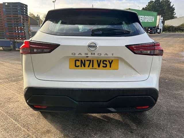 Nissan QASHQAI 1.3 DIG-T MHEV Acenta Premium SUV 5dr Petrol Hybrid Manual Euro 6 (s/s) (140 ps)