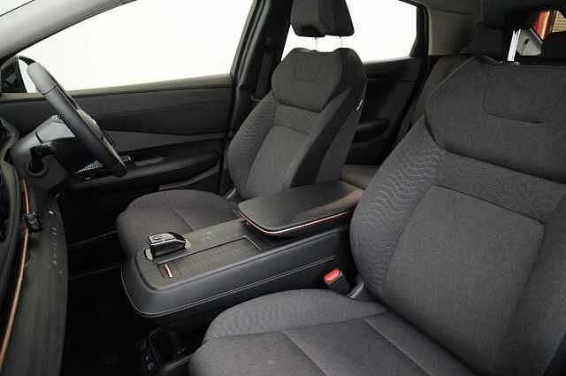 Nissan ARIYA 63KW Engage Auto with Sat Nav and Rear View Camera