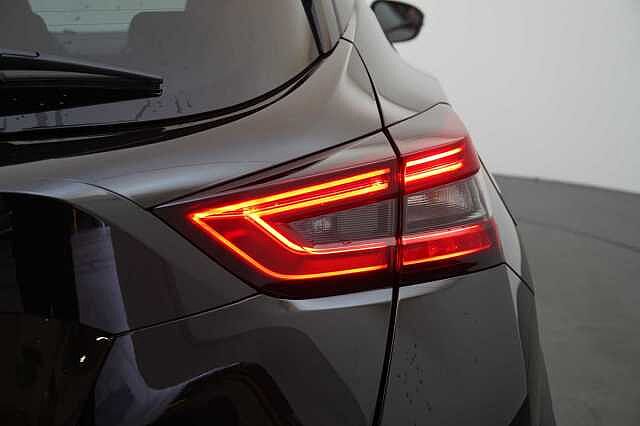 Nissan Juke 1.0 DIG-T 117 Acenta with Comfort Pack Upgrade