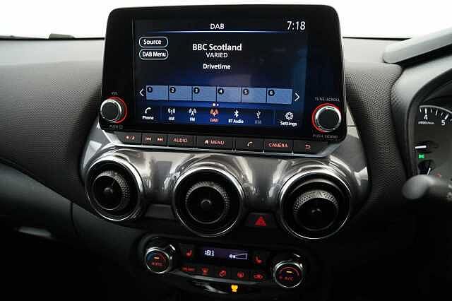 Nissan Juke 1.0 DIG-T 117 Acenta with Comfort Pack Upgrade