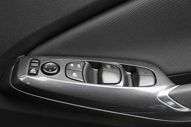 Nissan Juke 1.0 DIG-T 117 Acenta with Comfort Pack Upgrade