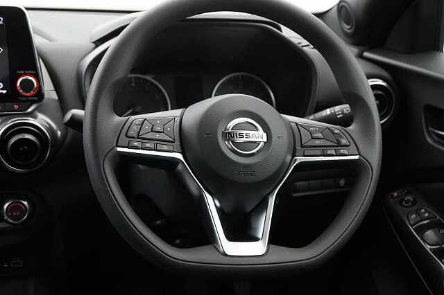 Nissan Juke 1.0 DIG-T 117 Acenta with Comfort Pack Upgrade