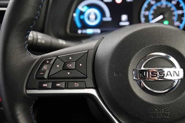 Nissan LEAF 40KW Acenta Auto with Rear View Camera and Apple + Android Integration