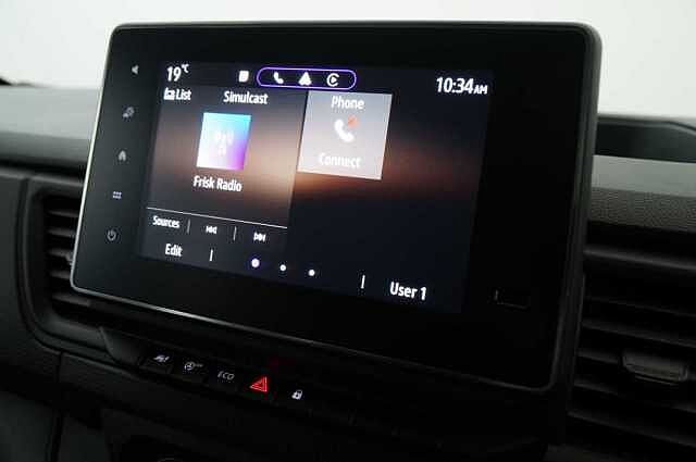 Nissan Primastar 2.0 dCi 150 Tekna Combi L1 SWB 3.0T with 9 Seats