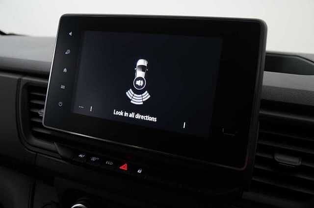 Nissan Primastar 2.0 dCi 150 Tekna Combi L1 SWB 3.0T with 9 Seats