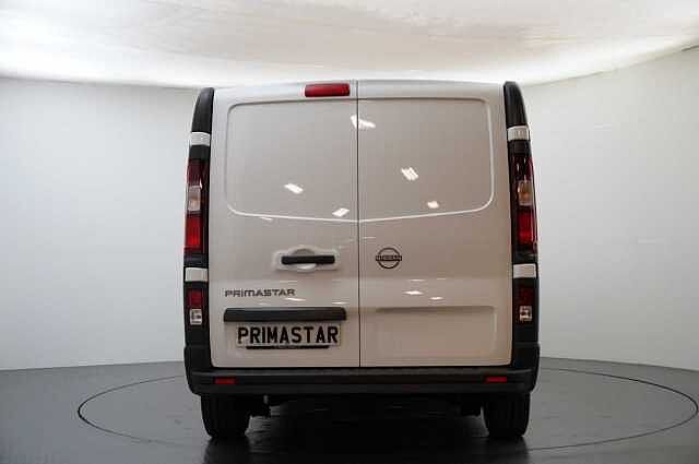 Nissan Primastar 2.0 dCi 150 Acenta L2 H1 3.0T Crew Van with 6 Seats and Air Con