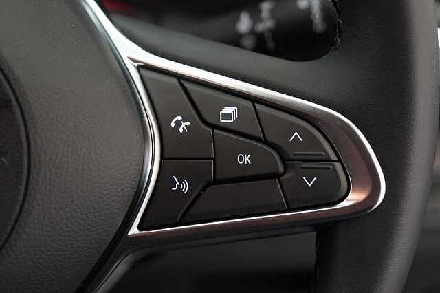 Nissan Primastar 2.0 dCi 130 Tekna L2 H1 LWB 3.0T Panel Van with Air Con and Sat Nav