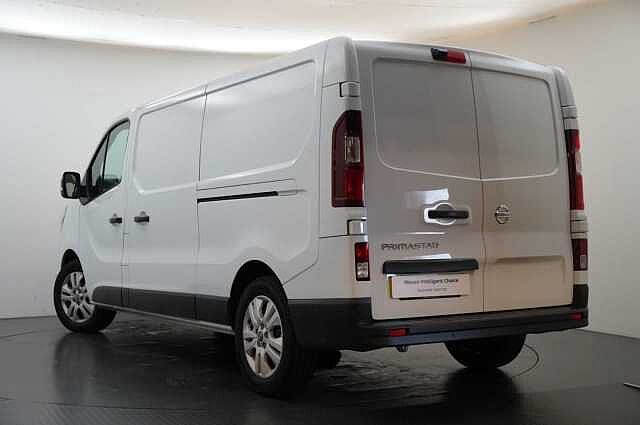 Nissan Primastar 2.0 dCi 130 Tekna L2 H1 LWB 3.0T Panel Van with Air Con and Sat Nav