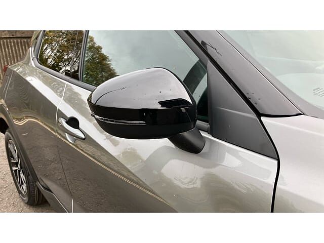 Nissan Juke 1.0 DiG-T N-Connecta 5dr Petrol Hatchback