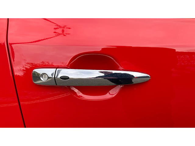 Nissan LEAF 110kW Acenta 39kWh 5dr Auto [Tech Pack] Electric Hatchback