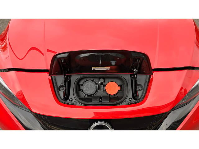 Nissan LEAF 110kW Acenta 39kWh 5dr Auto [Tech Pack] Electric Hatchback