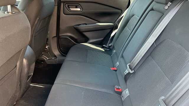 Nissan Qashqai 1.3 DiG-T MH Acenta Premium 5dr