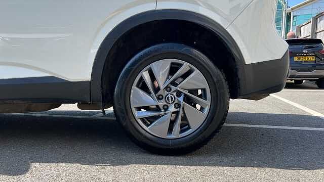 Nissan Qashqai 1.3 DiG-T MH Acenta Premium 5dr