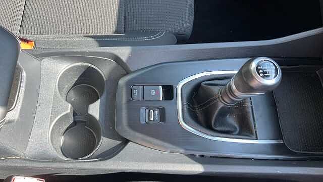 Nissan Qashqai 1.3 DiG-T MH Acenta Premium 5dr