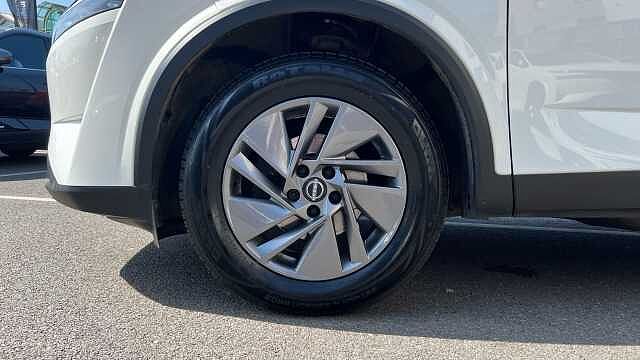 Nissan Qashqai 1.3 DiG-T MH Acenta Premium 5dr