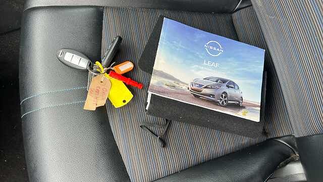 Nissan LEAF 110kW N-Connecta 39kWh 5dr Auto