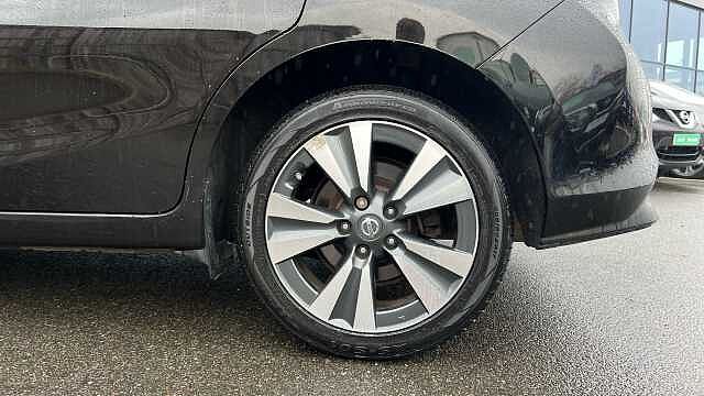 Nissan Pulsar PULSAR 1.2 DiG-T N-Connecta 5dr Xtronic