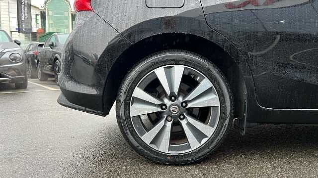 Nissan Pulsar PULSAR 1.2 DiG-T N-Connecta 5dr Xtronic