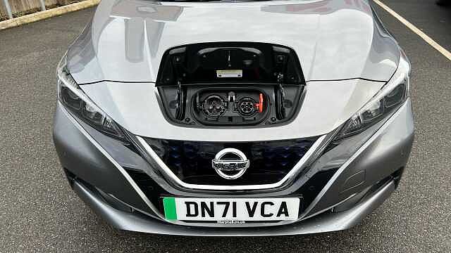 Nissan LEAF LEAF 110kW N-Connecta 40kWh 5dr Auto
