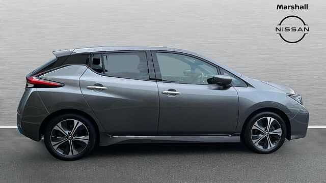 Nissan LEAF LEAF 110kW N-Connecta 40kWh 5dr Auto